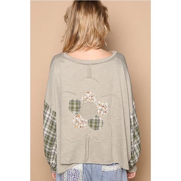 POL Dusky Sage Size Medium Round Neck Plaid Sleeve Floral Print Ribbed Top - Picture 4 of 5